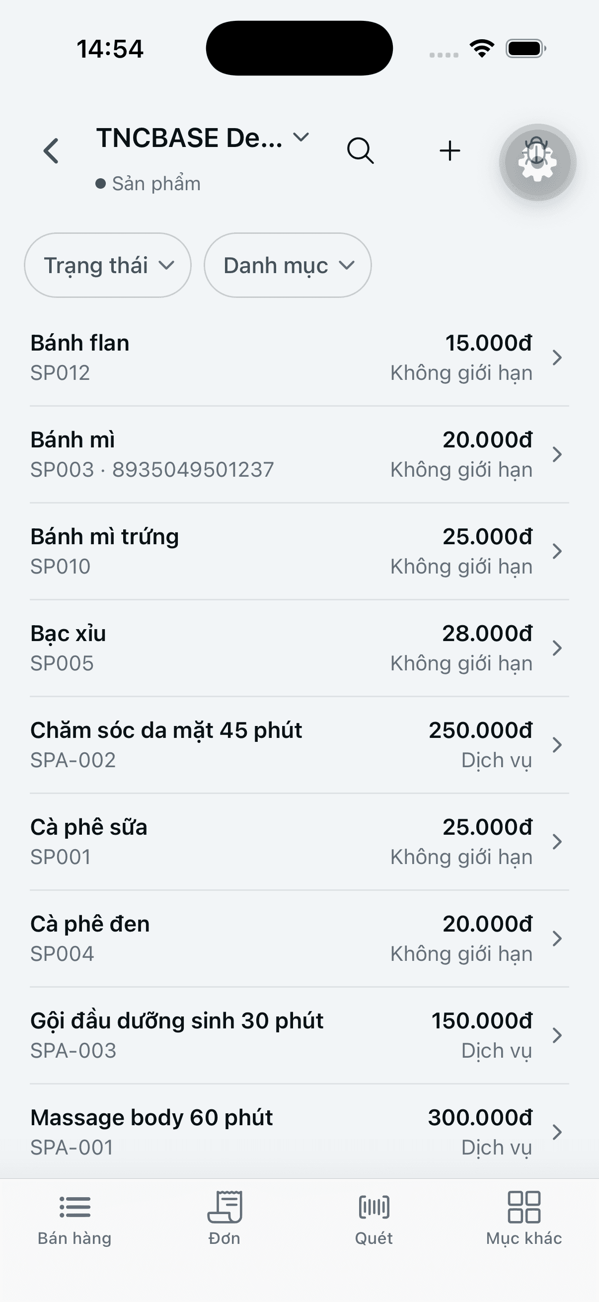 Danh sách sản phẩm với mã SKU, giá và tồn kho